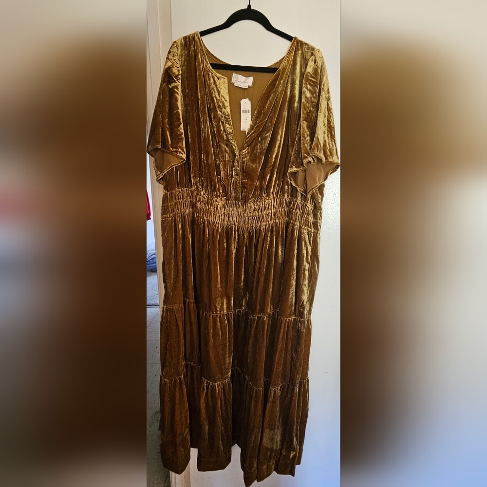 *pockets* Anthro Gold Maxi velvet dress w/POCKETS!!